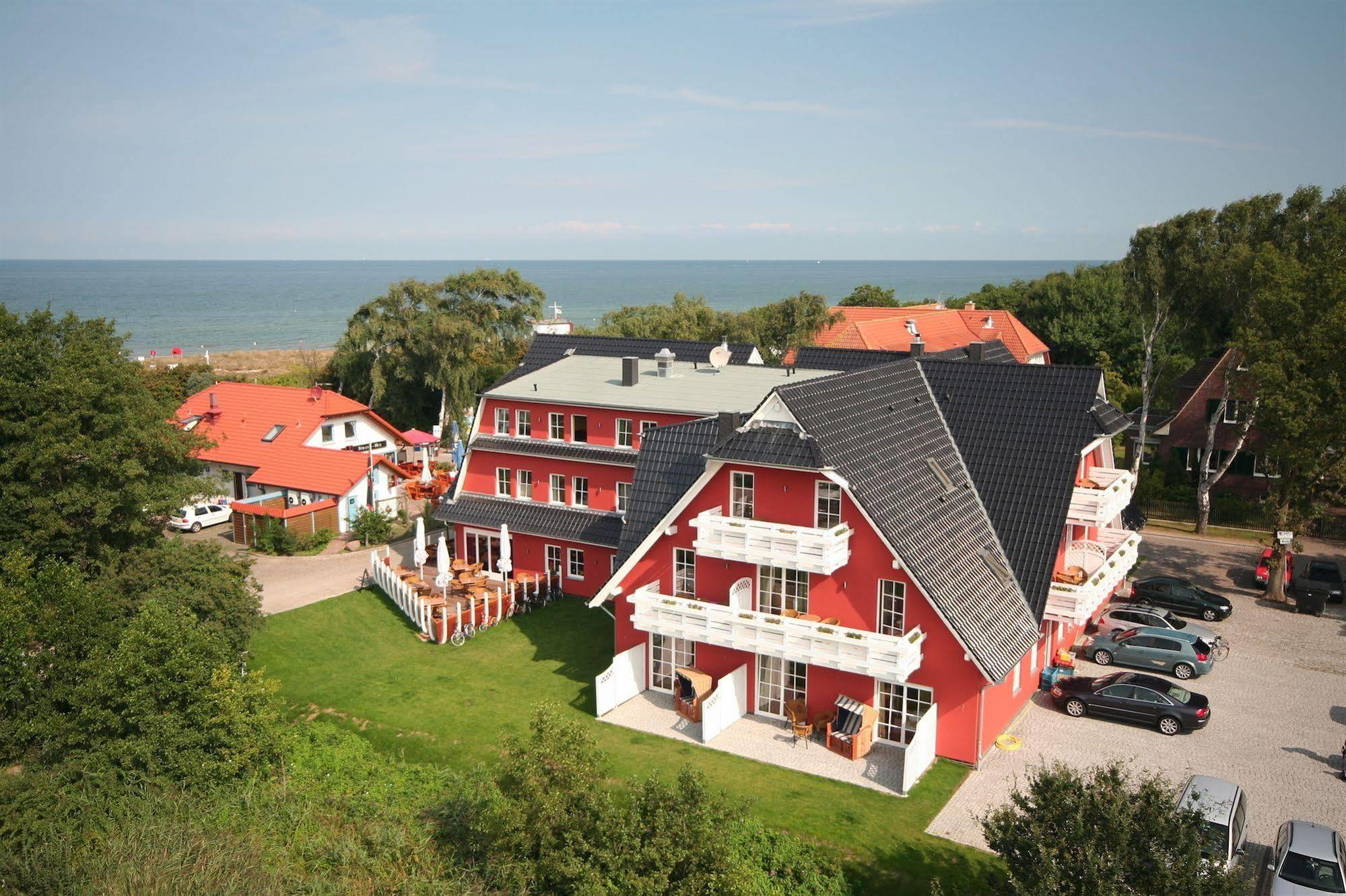 Strandhotel Deichgraf Граль-Мюриц Экстерьер фото